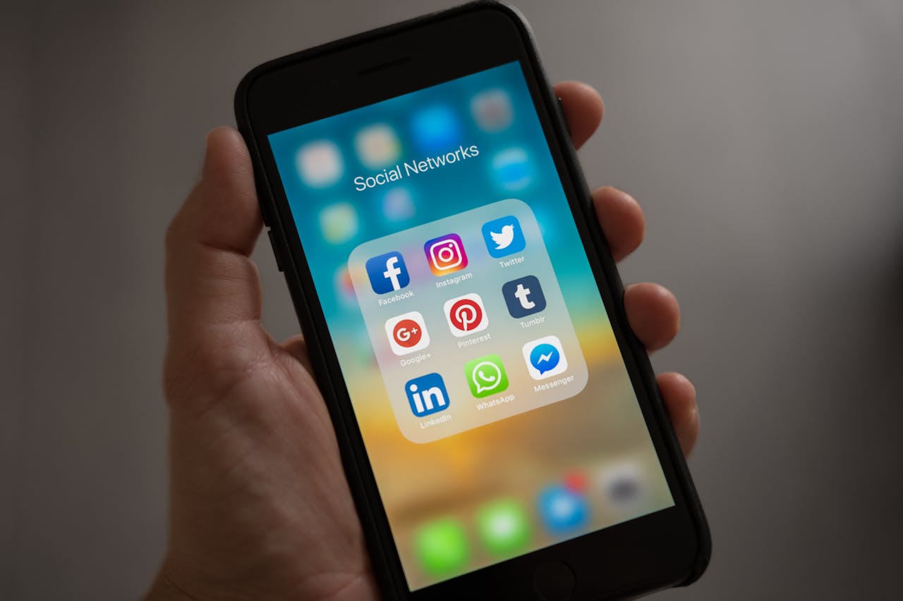 How to Use Social Media to Accelerate Your Debt Repayment | WebSocial Toronto